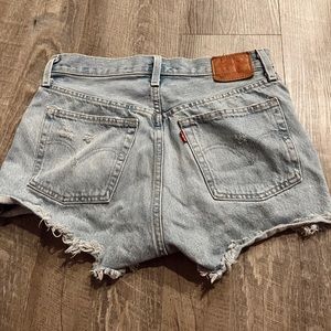 levi’s shorts w gingham print